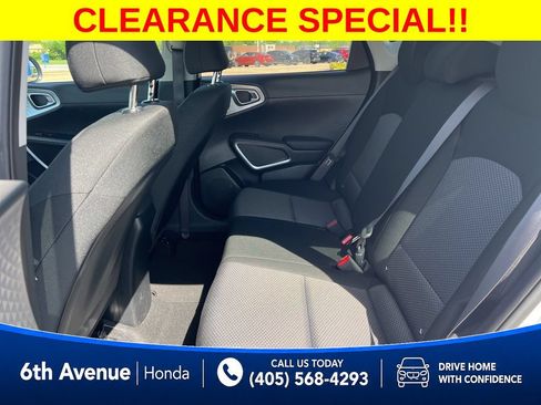 Used 2025 Kia Soul S FWD image 17