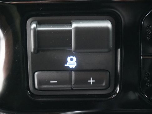 Used 2024 Chevrolet Silverado 3500 LT w/ Texas Edition AWD/4WD image 23