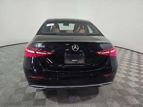 Used 2022 Mercedes-Benz C 300 Sedan w/ Exclusive Trim Package image 5