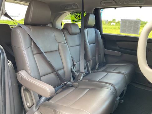 Used 2014 Honda Odyssey Touring Elite image 50