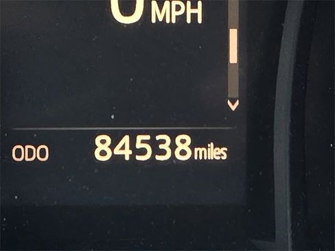 Used 2020 Toyota Camry LE image 31