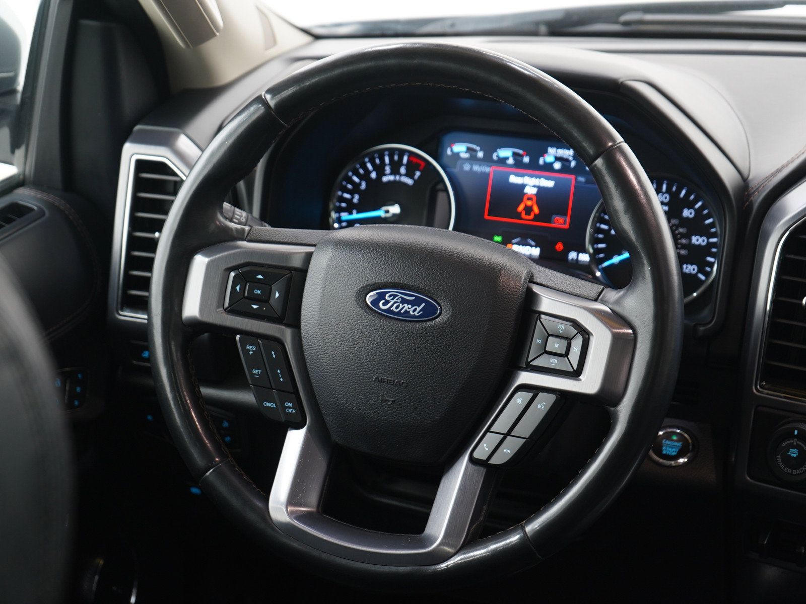 Used 2020 Ford Expedition Platinum AWD/4WD image 18