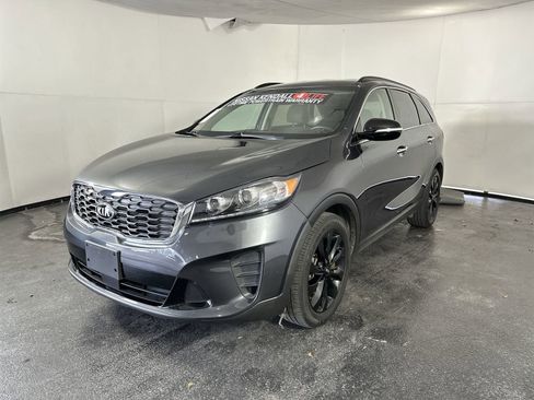 Used 2020 Kia Sorento S FWD image 4