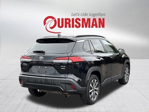 Used 2025 Toyota Corolla Cross XLE image 2