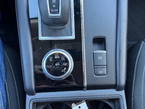 Used 2022 Mitsubishi Outlander ES image 17