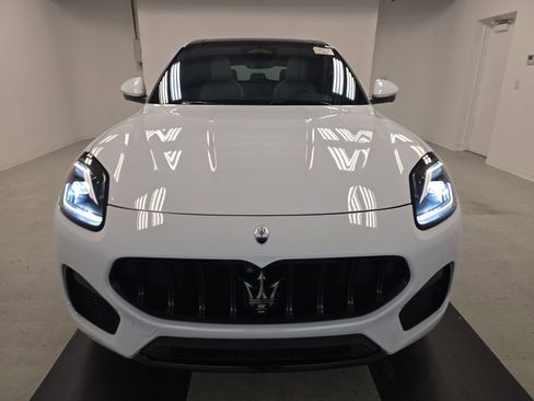 Used 2023 Maserati Grecale Modena AWD/4WD image 3