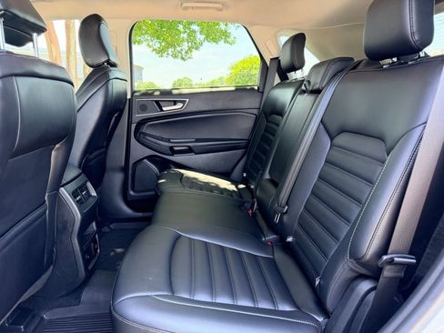 Certified 2024 Ford Edge SEL w/ Convenience Package AWD/4WD image 15