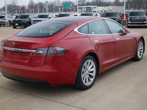 Used 2018 Tesla Model S 75D image 6