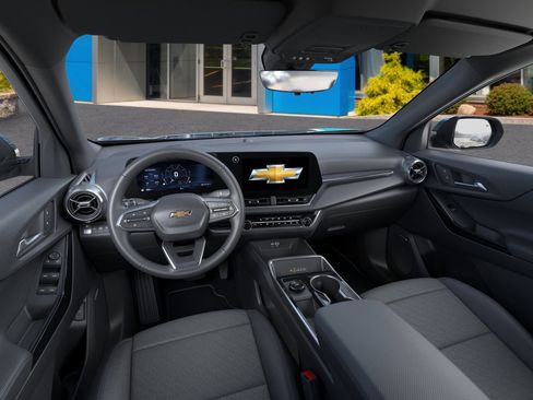 New 2026 Chevrolet Equinox LT w/ Convenience Package II image 15