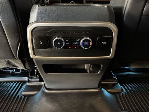 Used 2023 Ford Expedition Limited RWD image 35