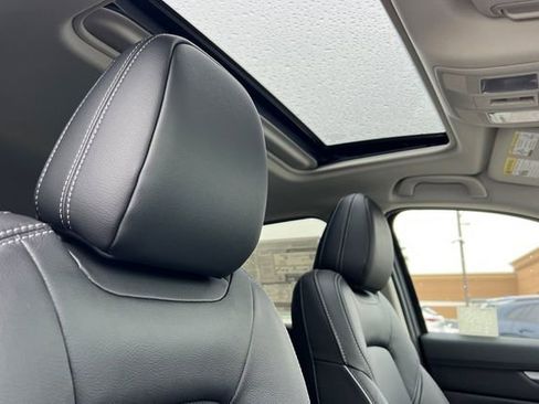 New 2025 MAZDA CX-5 AWD 2.5 S w/ Preferred Package image 19