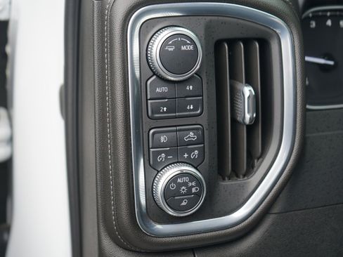 Used 2021 GMC Sierra 1500 SLT w/ SLT Premium Plus Package AWD/4WD image 13