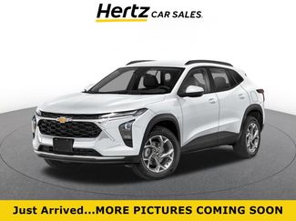 Used 2025 Chevrolet Trax LT FWD video 1
