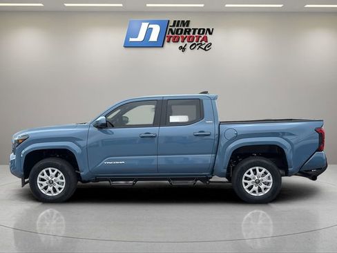 New 2026 Toyota Tacoma SR5 AWD/4WD image 9