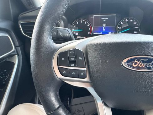 Certified 2023 Ford Explorer XLT w/ Equipment Group 202A AWD/4WD image 28