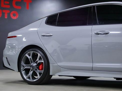 Used 2021 Kia Stinger GT1 image 11