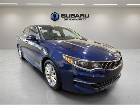 Used 2018 Kia Optima EX w/ Premium Package image 7