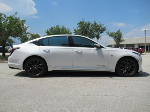 Used 2020 Cadillac CT5 Sport RWD image 2