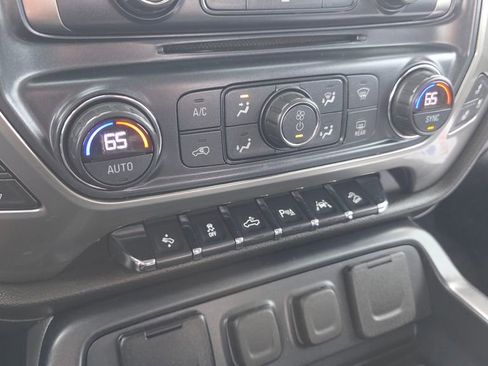 Used 2018 Chevrolet Silverado 1500 LTZ Z71 w/ LTZ Plus Package AWD/4WD image 19