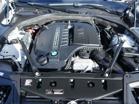 Used 2013 BMW 535i xDrive Sedan image 9