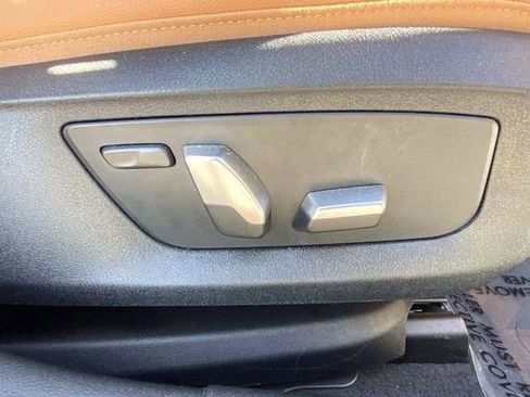 Used 2023 BMW 530i w/ Premium Package image 12