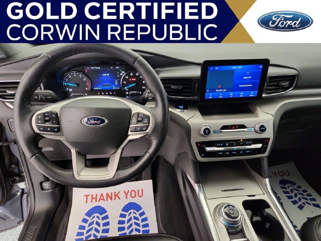 Used 2022 Ford Explorer XLT w/ Equipment Group 202A AWD/4WD image 16