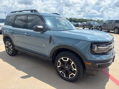 Used 2023 Ford Bronco Sport Outer Banks AWD/4WD image 3