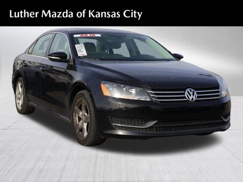 Used 2012 Volkswagen Passat 2.5 SE image 1