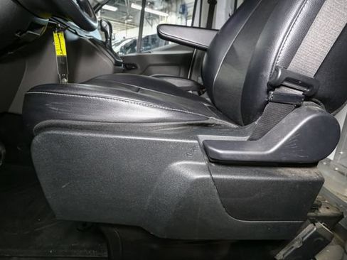 Used 2023 Ford Transit 350 DRW RWD image 32