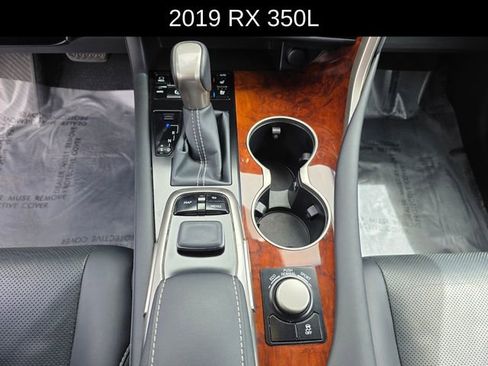 Used 2019 Lexus RX 350L FWD image 28