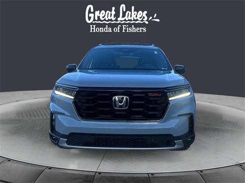 Used 2023 Honda Pilot TrailSport image 8