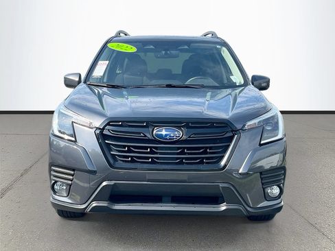 Used 2022 Subaru Forester Premium AWD/4WD image 2