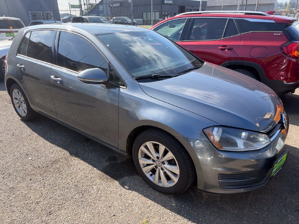 Used 2015 Volkswagen Golf TDI S FWD image 1