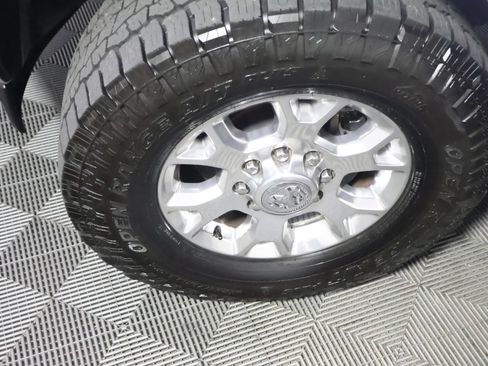 Used 2020 RAM 2500 Laramie AWD/4WD image 30