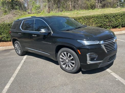 Certified 2023 Chevrolet Traverse Premier AWD/4WD image 1