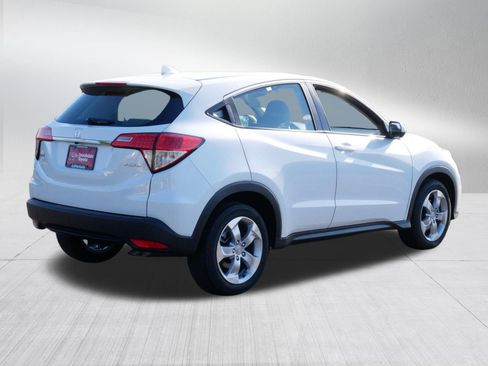 Used 2021 Honda HR-V LX image 6