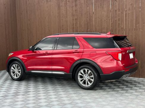 Used 2020 Ford Explorer XLT w/ Equipment Group 202A RWD image 15