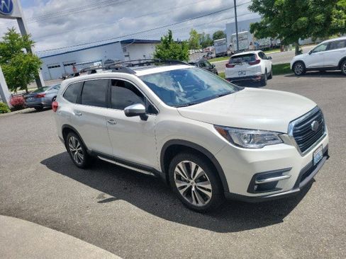 Used 2021 Subaru Ascent Touring AWD/4WD image 2