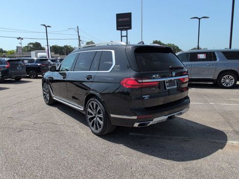 Used 2022 BMW X7 xDrive40i w/ Premium Package AWD/4WD image 3