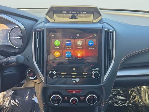 Certified 2023 Subaru Crosstrek 2.5i Limited w/ Moonroof Package AWD/4WD image 17