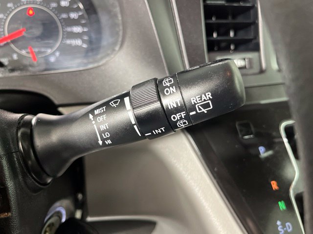 Used 2015 Toyota Sienna LE FWD image 23