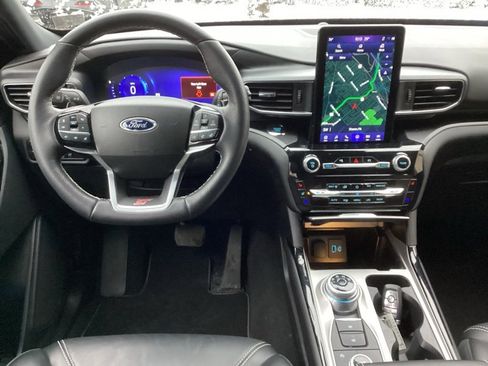 Used 2023 Ford Explorer ST w/ Equipment Group 401A image 10
