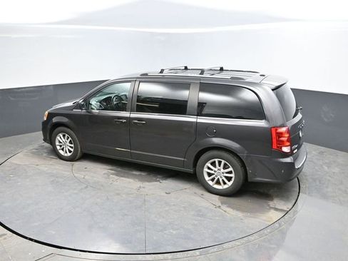 Used 2019 Dodge Grand Caravan SXT image 32
