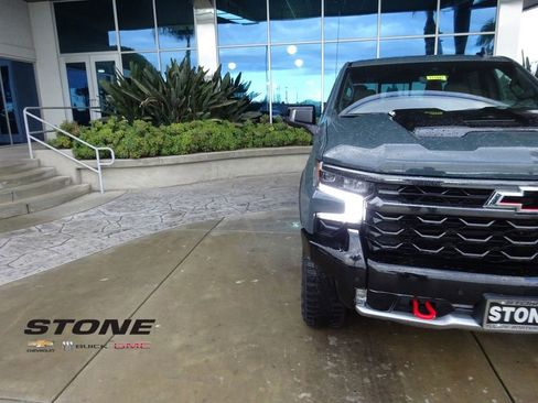 New 2026 Chevrolet Silverado 1500 ZR2 image 31