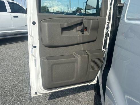 Used 2021 Chevrolet Express 2500 Extended w/ Driver Convenience Package RWD image 10