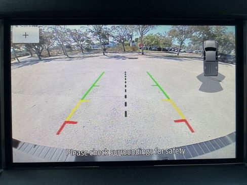 Certified 2020 Ford F250 Lariat w/ Lariat Value Package image 23