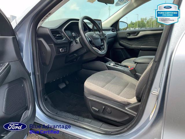 Certified 2022 Ford Escape SE w/ Cold Weather Package AWD/4WD image 4