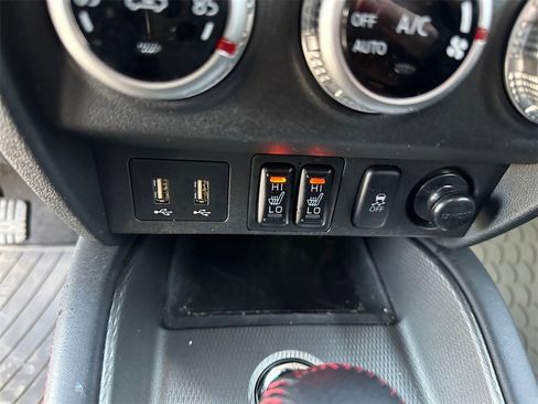 Used 2024 Mitsubishi Outlander Sport LE image 29