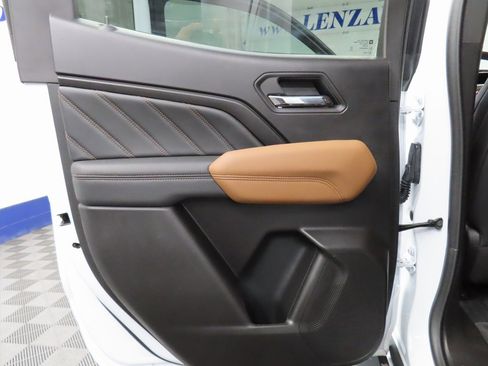 Used 2025 GMC Canyon AT4 w/ Technology Plus Package image 54