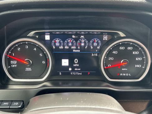 Used 2021 Chevrolet Silverado 1500 LTZ w/ Technology Package AWD/4WD image 46